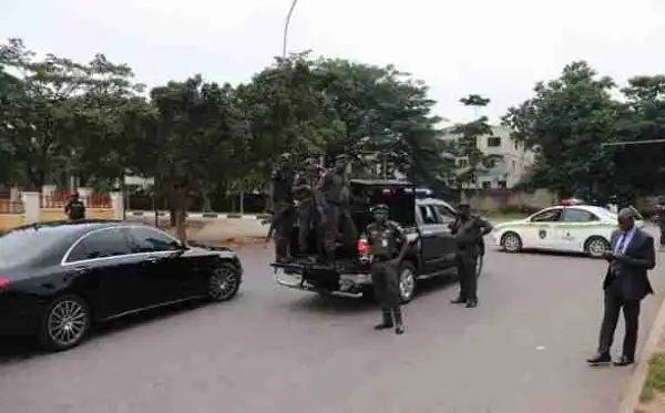 How Sen. Saraki Escaped Police Siege in His Home